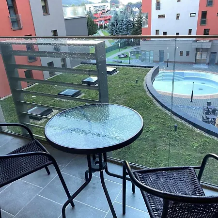 Family - Free Pool *