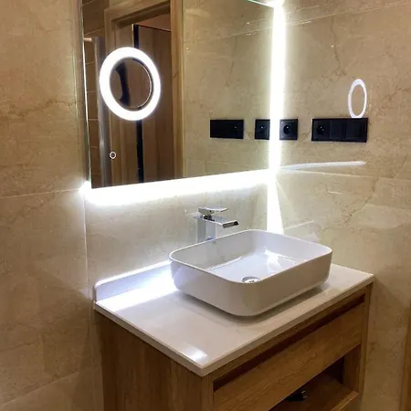 Family - Free Pool Bešeňová