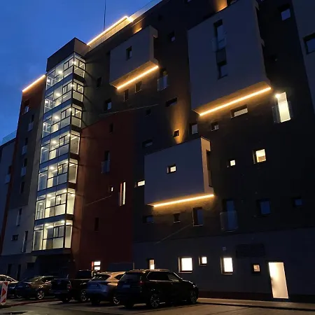 Apartment Family - Free Pool Bešeňová