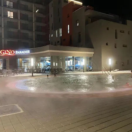 Family - Free Pool Bešeňová