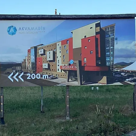 Family - Free Pool Apartmán Bešeňová