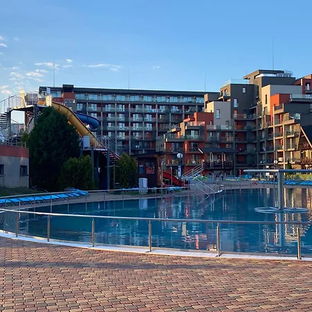 Family - Free Pool Apartamento